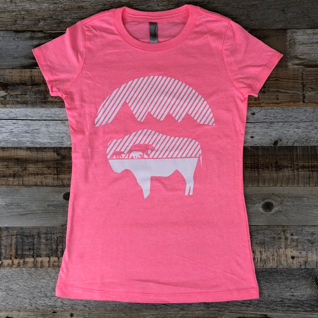 Women's Bison Moon Fit Tee- Pink